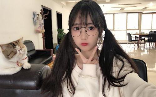 娱乐吃瓜酱台湾妹子视频,娱乐吃瓜酱带你领略两岸美食风情